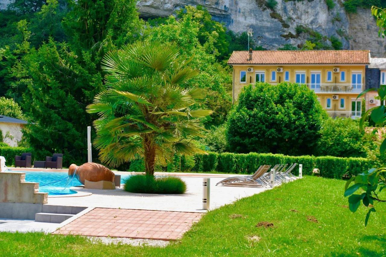 Domaine De Lacave Exteriör bild